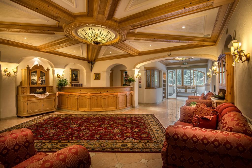 Hotel Diamant San Cassiano  Ngoại thất bức ảnh