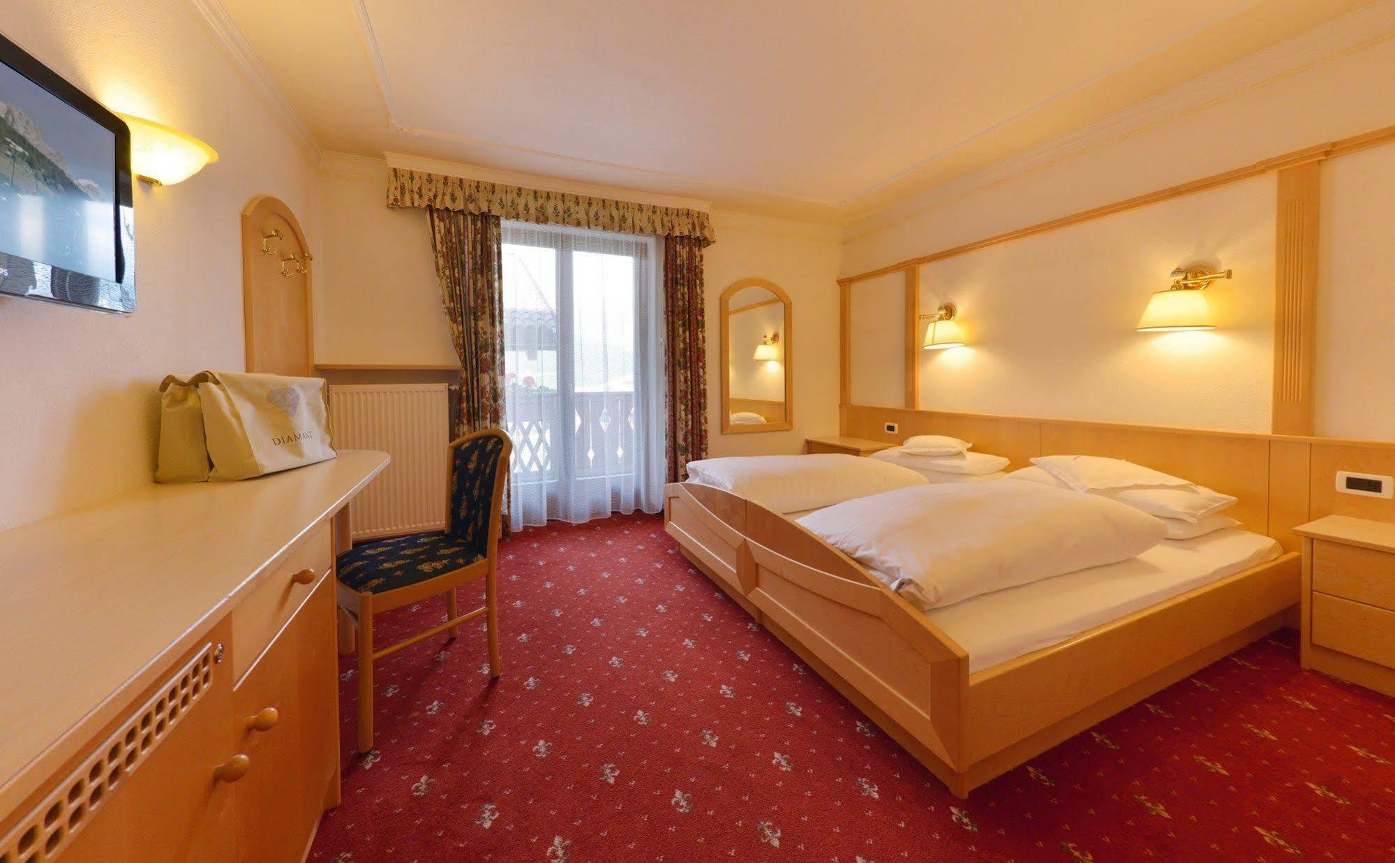 Hotel Diamant San Cassiano  Ngoại thất bức ảnh